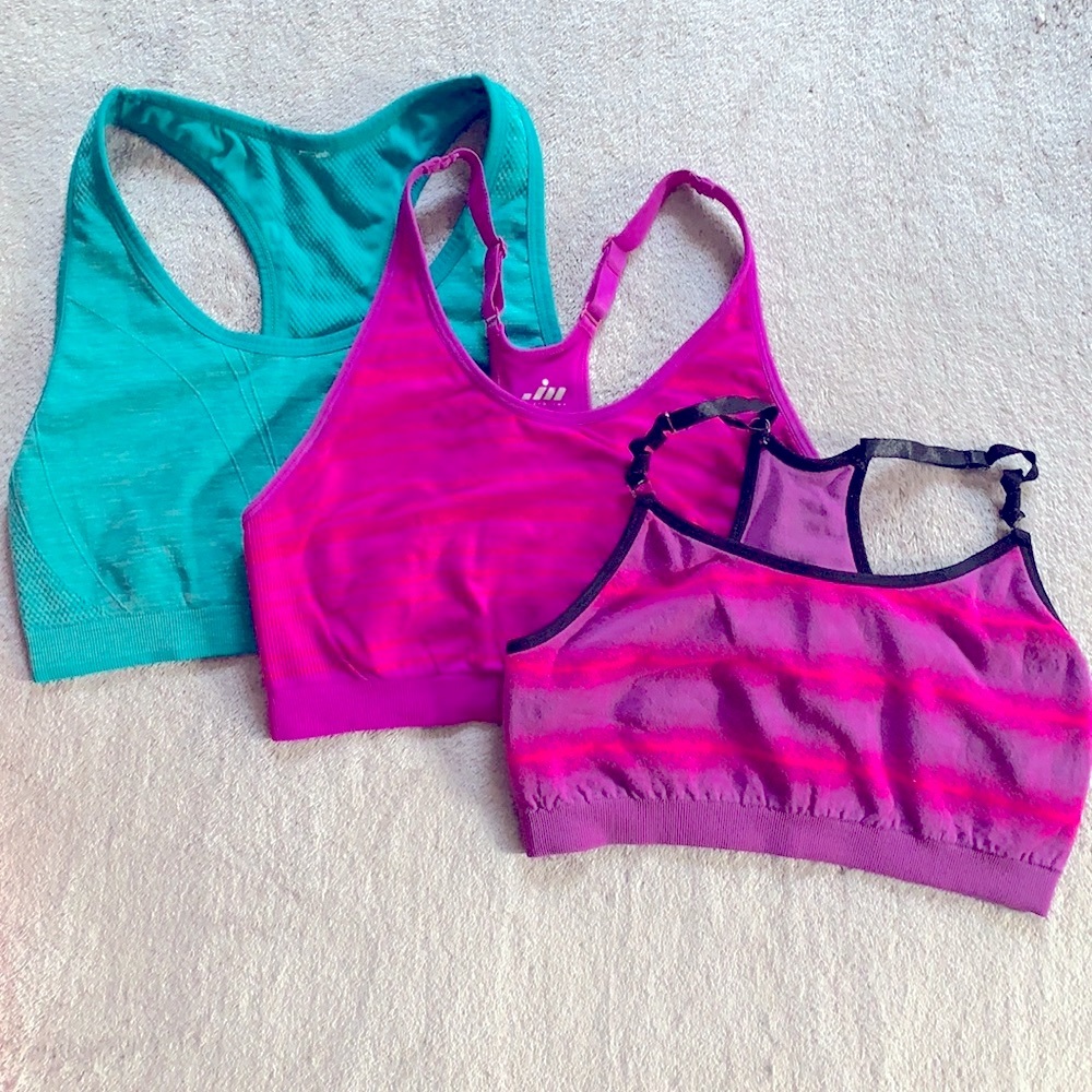 Sports bra bundle - fits small